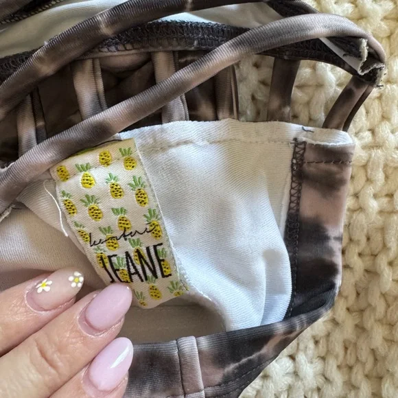 Kortni Jeane original latter back top - Picture 4 of 4